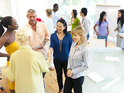 /13Ideas_Match_Guests_With_Five_New_Friends_0917_810273100.jpg
